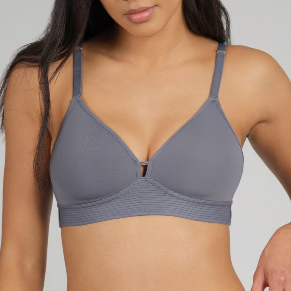 Lively Spacer Bra Smoke Size 32DDD